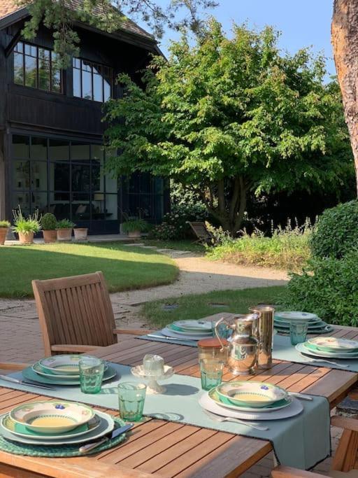 Appartamento 'le Petit Clos Suites'- Charming Getaway On Leman *