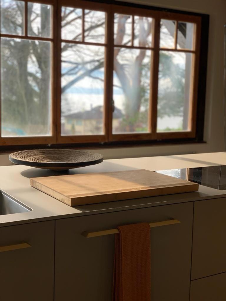 'le Petit Clos Suites'- Charming Getaway On Leman *