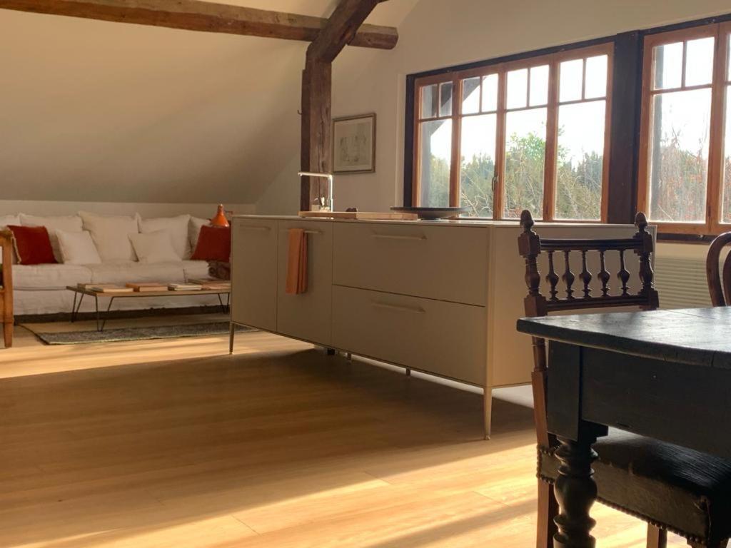 'le Petit Clos Suites'- Charming Getaway On Leman Appartamento